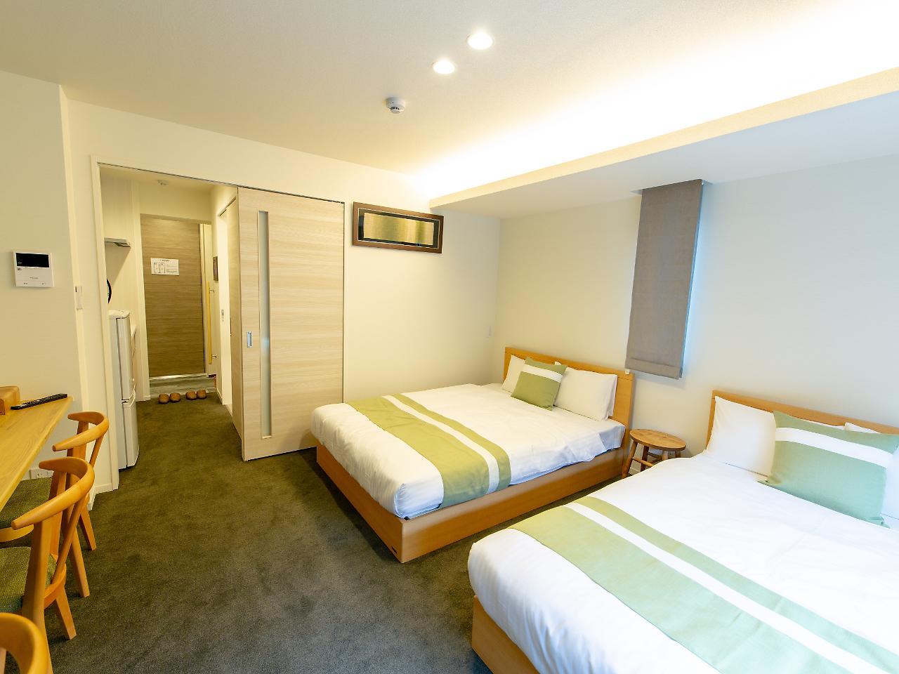 Grand Base Hiroshima Ekimae Aparthotel Buitenkant foto